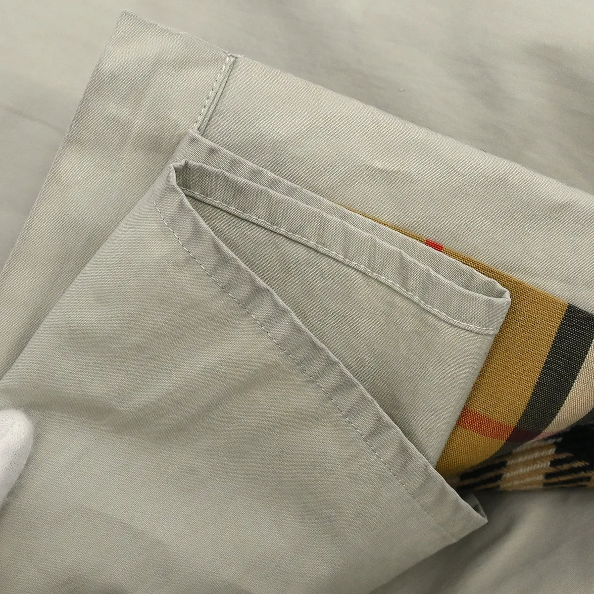 Burberrys Trench Coat White #7AR