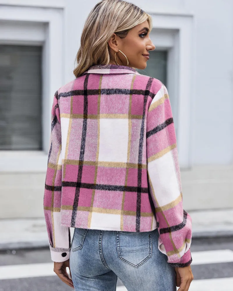 Zeagoo Flannels for Women Cropped Shacket Jacket Fashion Plaid Button Down Shirt 2023 Fall Coat Tops